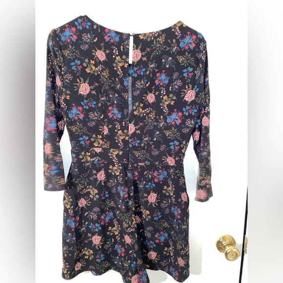 Forever 21 Long Sleeve Romper - Picture 2 of 2